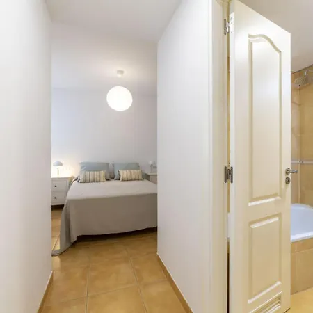بيت للعطل Global Breeze - Seaview 8593 *